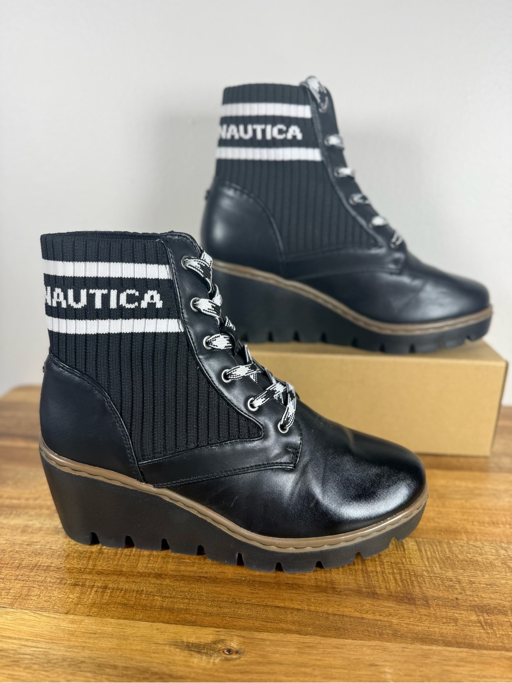 Nautica Black Wedge Ankle Boots with Knit Collar Size 8